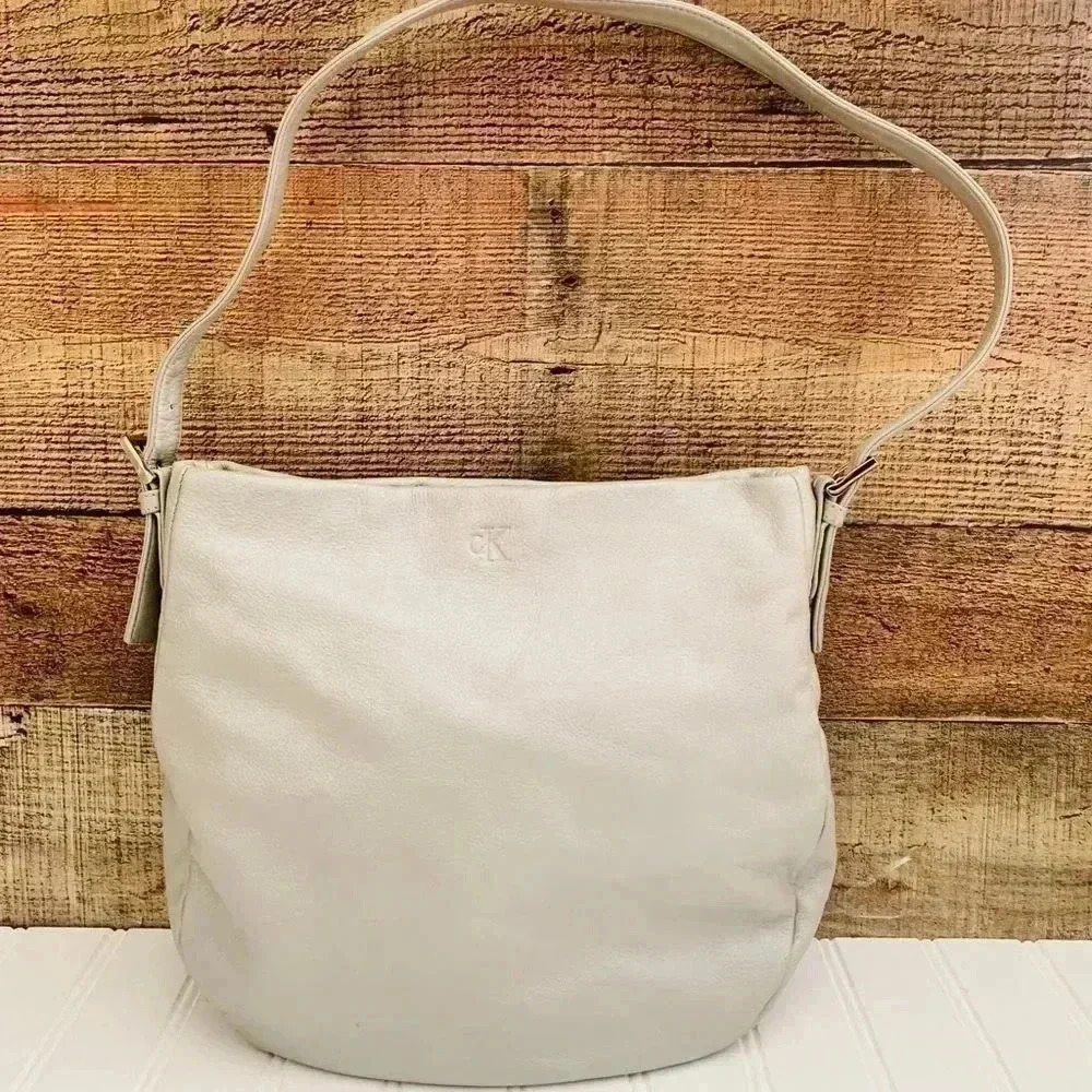 NWOT Calvin Klein Leather Purse